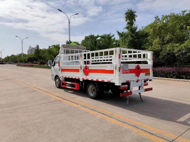 東風(fēng)途逸3.1/3.5/3.9米（藍(lán)牌）柴油國(guó)六氣瓶車