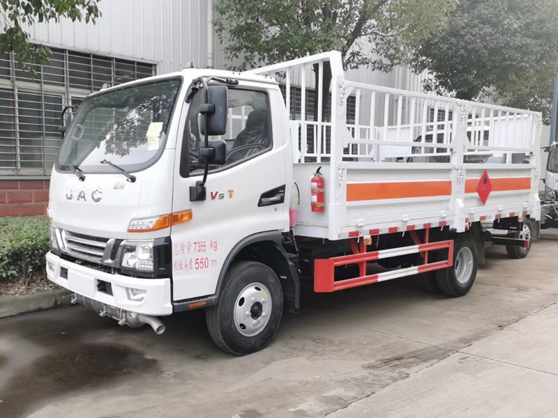 江淮4.2米(藍(lán)牌)國六氣瓶運(yùn)輸車