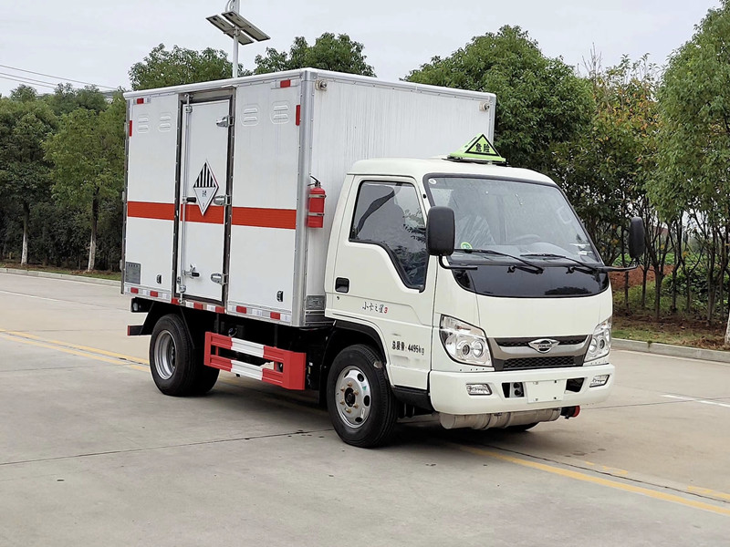福田時代小卡3.8米(藍牌)3類易燃液體廂式運輸車