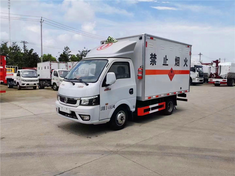 東風(fēng)途逸2.5/3.1米(藍(lán)牌汽油)國(guó)六