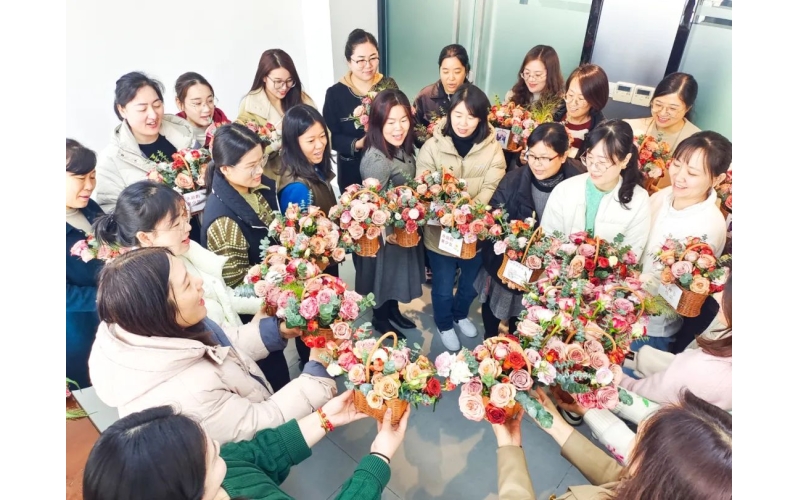 女神節(jié)丨女神插花，浪漫開啟，共赴一場花與手作之約